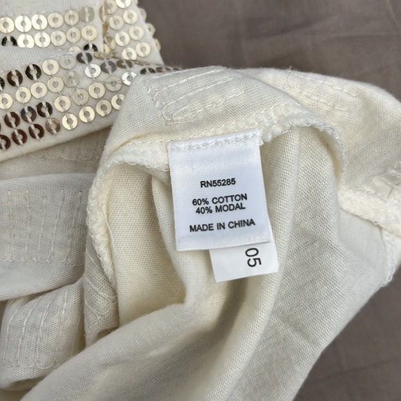 Two Express tops Size Medium - Picture 5 of 6